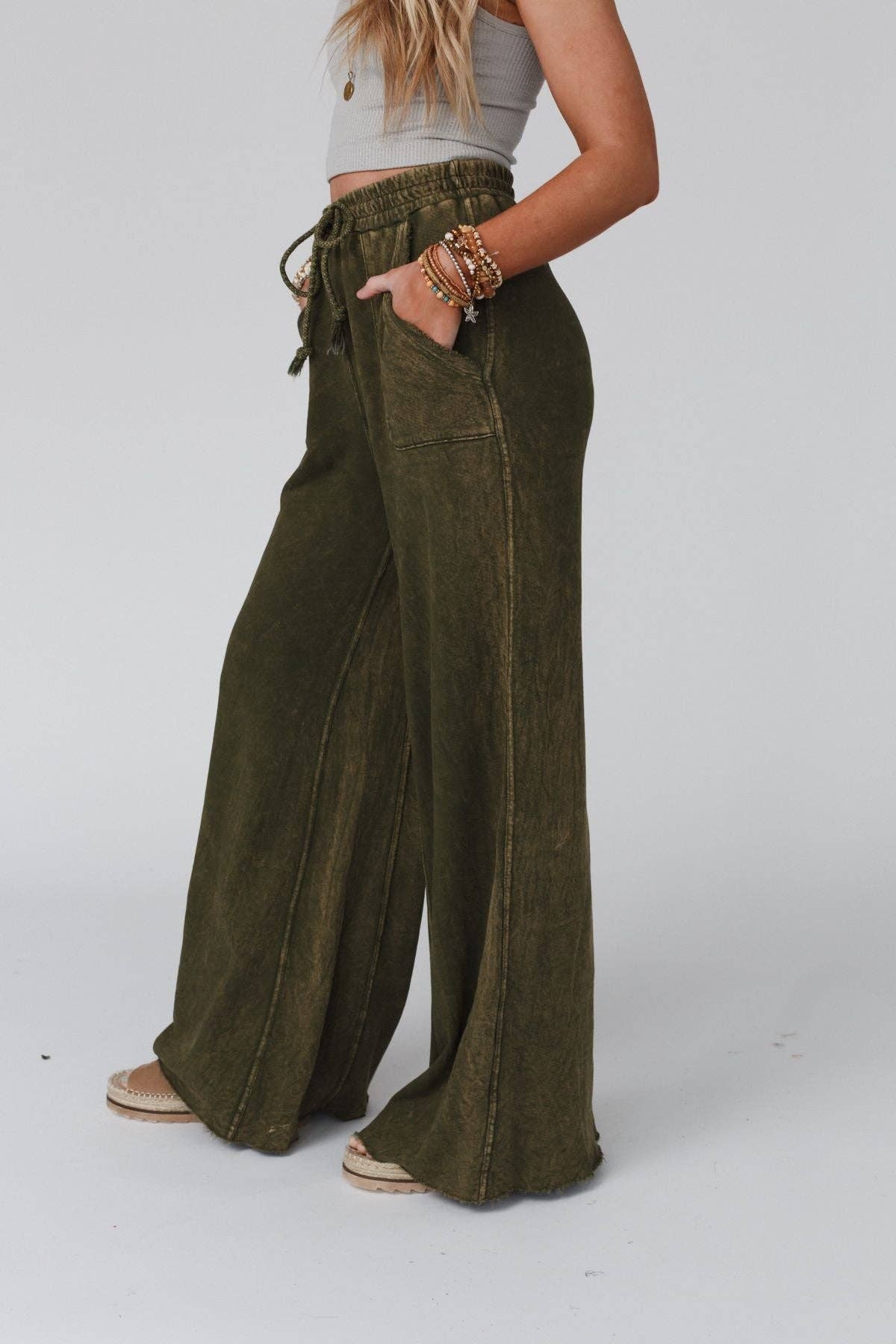 Relaxing Robin Wide Leg Pant