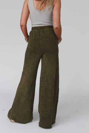 Relaxing Robin Wide Leg Pant