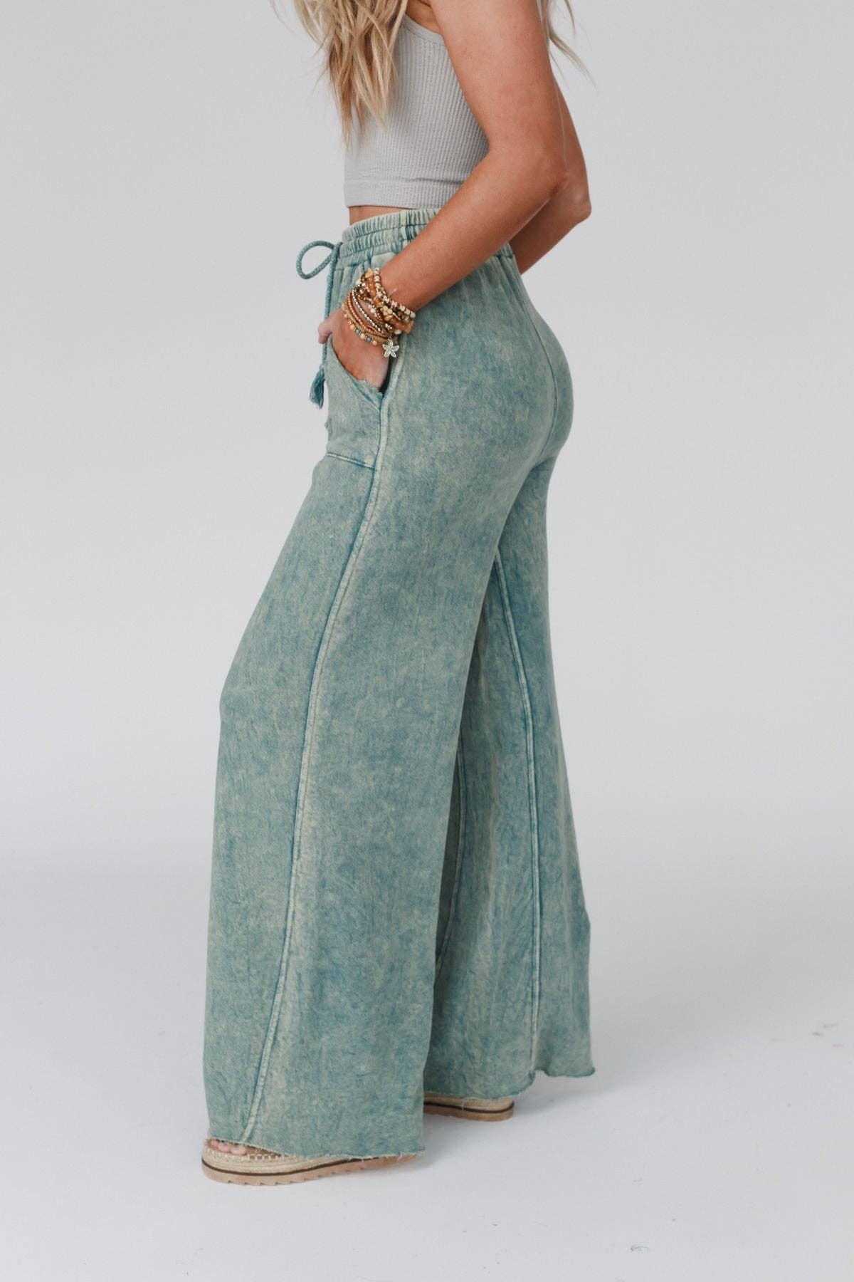 Relaxing Robin Wide Leg Pant