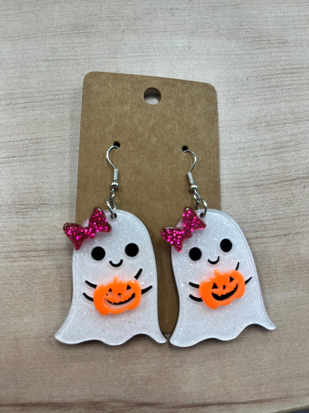 Ghost Holding Pumpkin with Bow Earrings