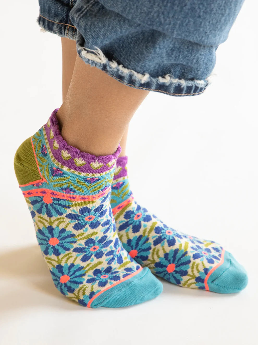 Cozy Ankle Socks, Set of 3 - Turquoise Floral