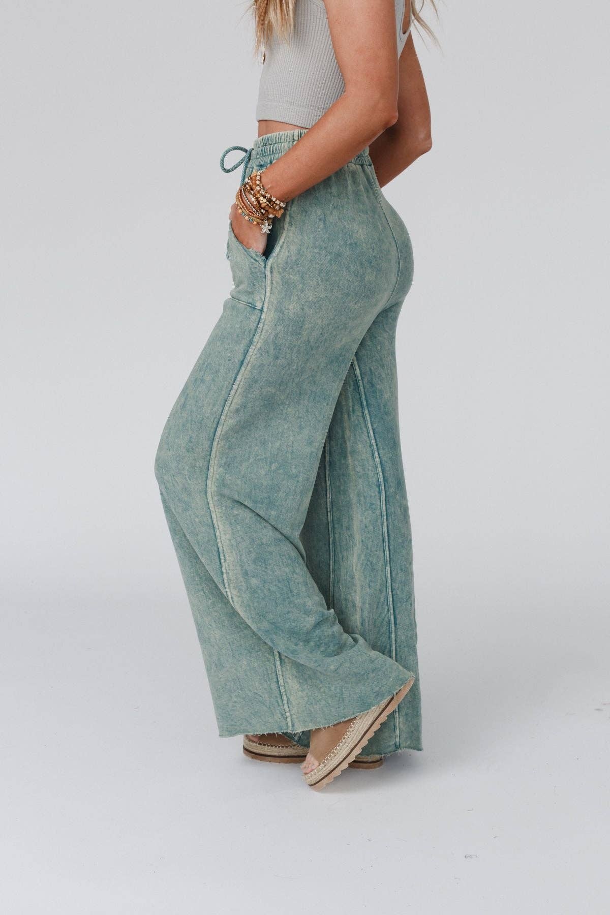 Relaxing Robin Wide Leg Pant